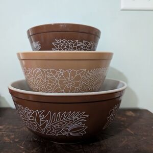 Pyrex Woodland Set